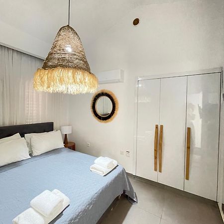 Nicholas Seaview Apartments Протарас Екстериор снимка