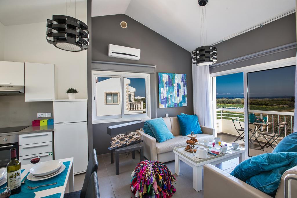 Nicholas Seaview Apartments Протарас Екстериор снимка