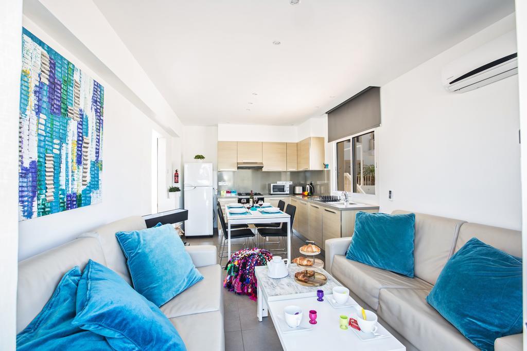 Nicholas Seaview Apartments Протарас Екстериор снимка
