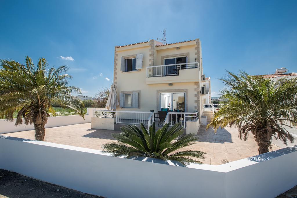 Nicholas Seaview Apartments Протарас Екстериор снимка