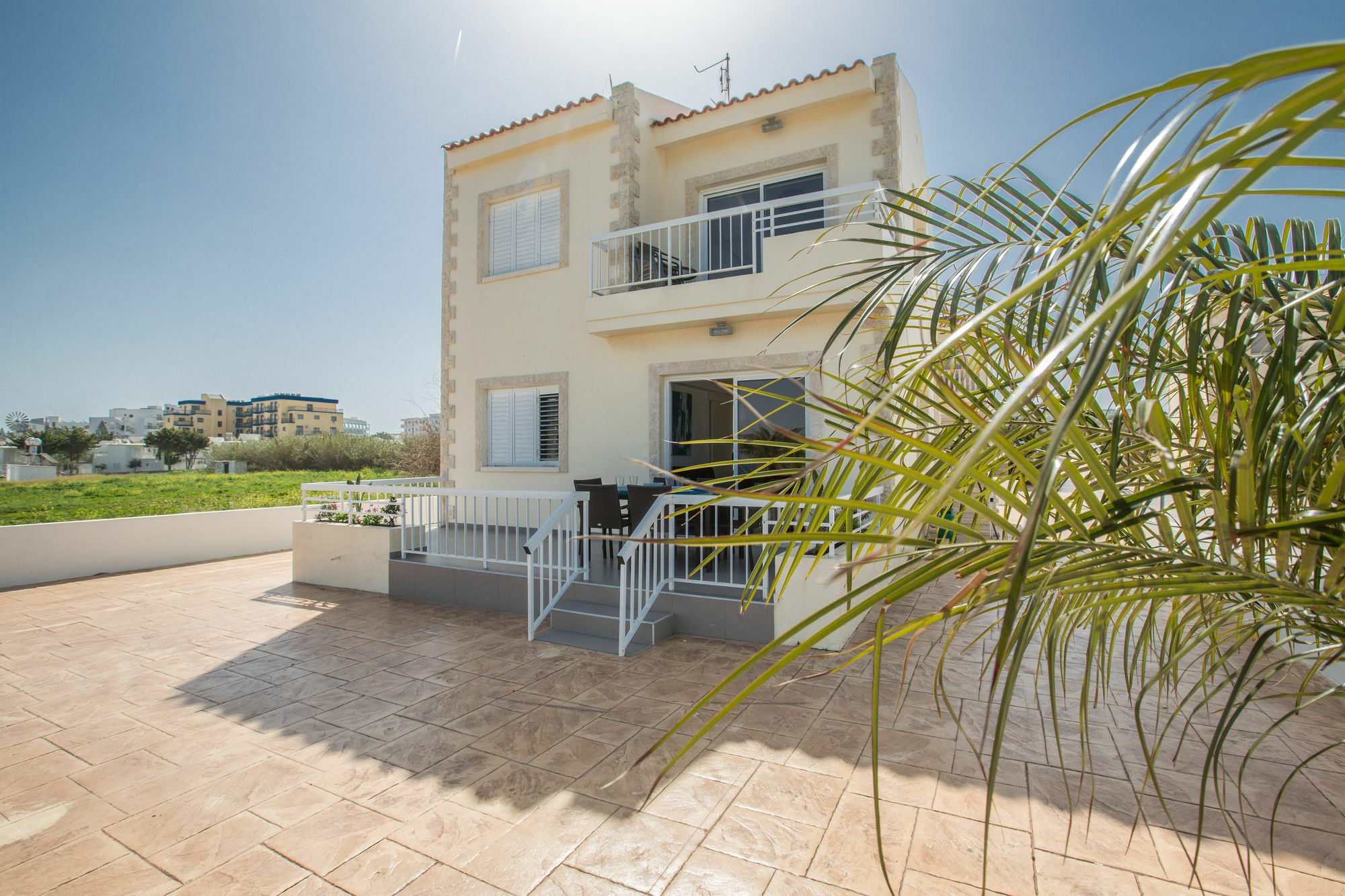 Nicholas Seaview Apartments Протарас Екстериор снимка